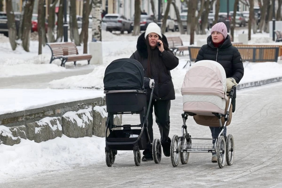 300 тысяч рублей могут получить вологжане при рождении третьего ребенка..