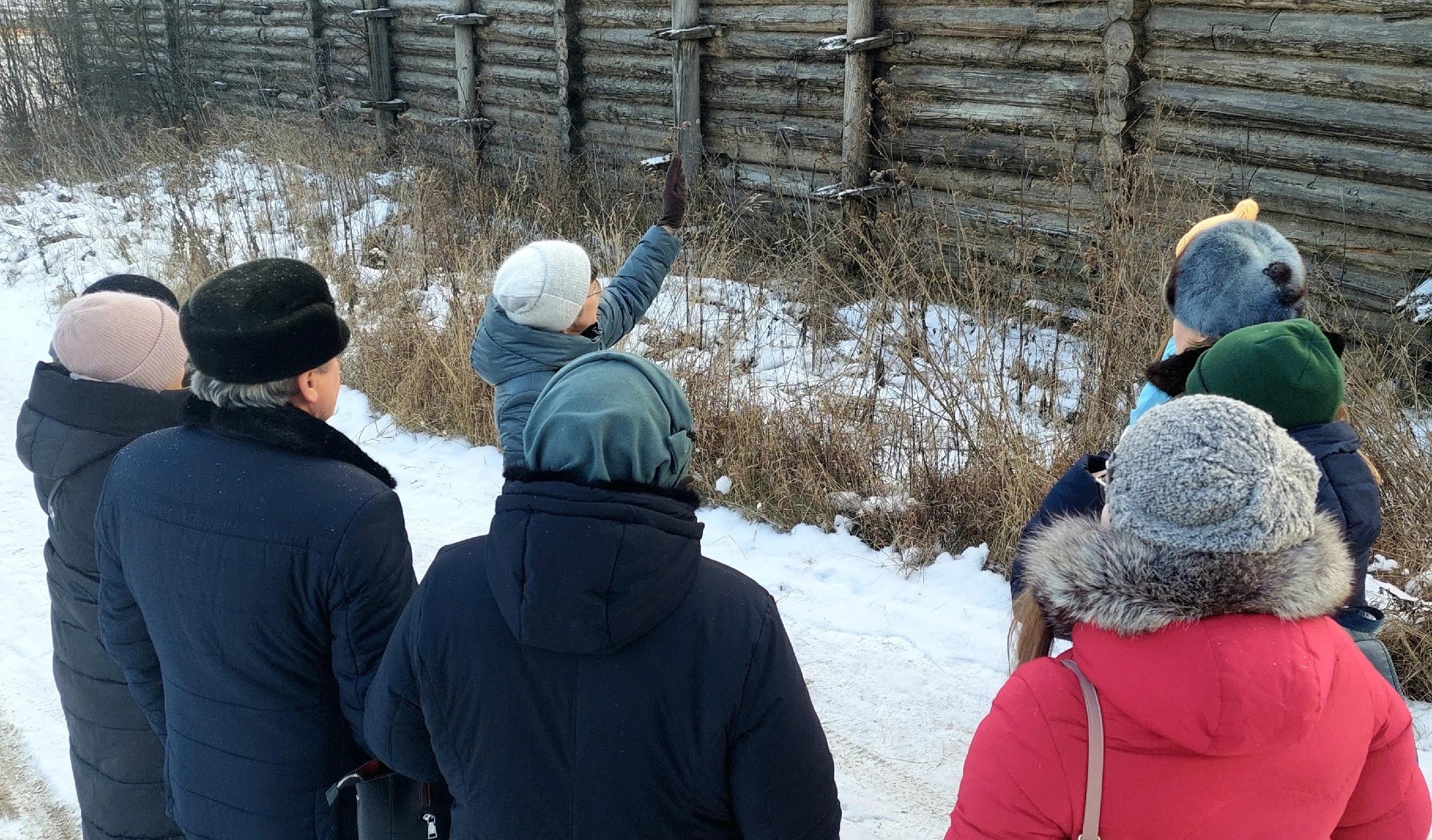 Старинное село им. Бабушкина (Усолье Леденгское, Леденгск) появивилось благодаря наличию соляных источников..