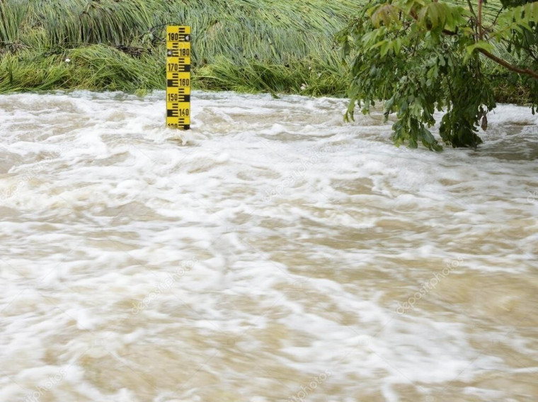 Рост уровня воды в реках.. Рост уровня воды в реках..