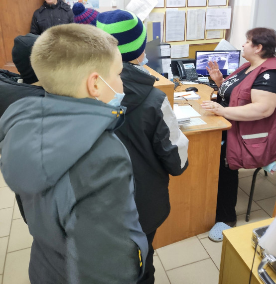 В Бабушкинской больнице продолжаются профориентационные занятия со школьниками. В Бабушкинской больнице продолжаются профориентационные занятия со школьниками.